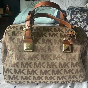 Michael Kors Grayson Satchel